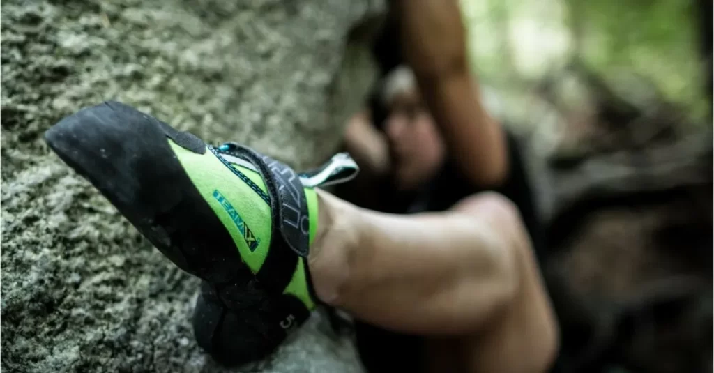 Rock Climbing Footwear: Heel hook