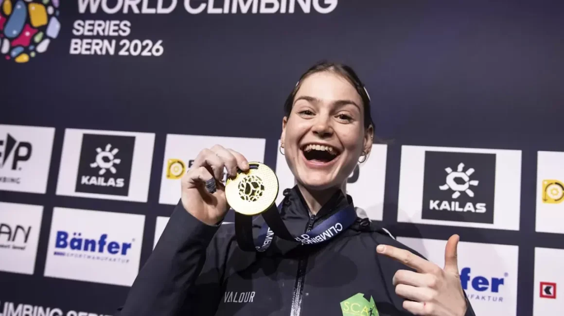 2026 world climbing bern women's bouldering, Oceania Mackenzie wins gold